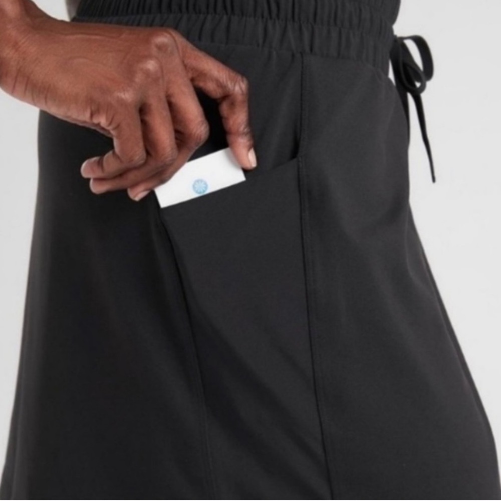 Athleta Black Excursion Hybrid Skort Size XS - Picture 2 of 10